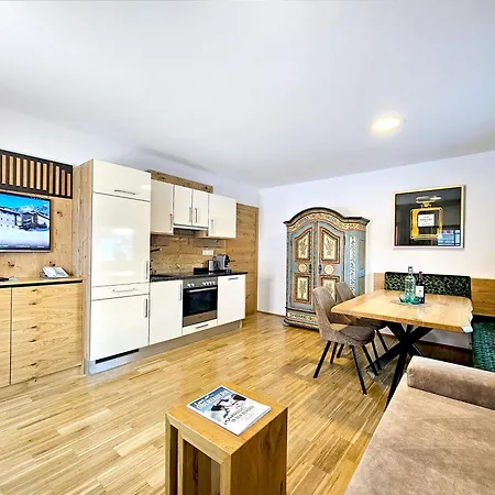 فندق Bernhof اوبرتاورن